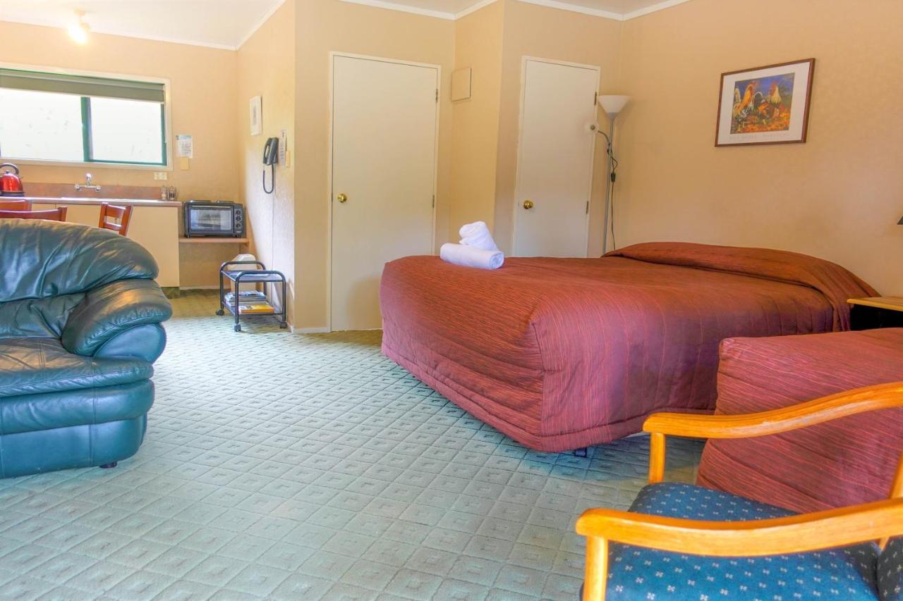Kiwi Park Motels Мерчисон Экстерьер фото