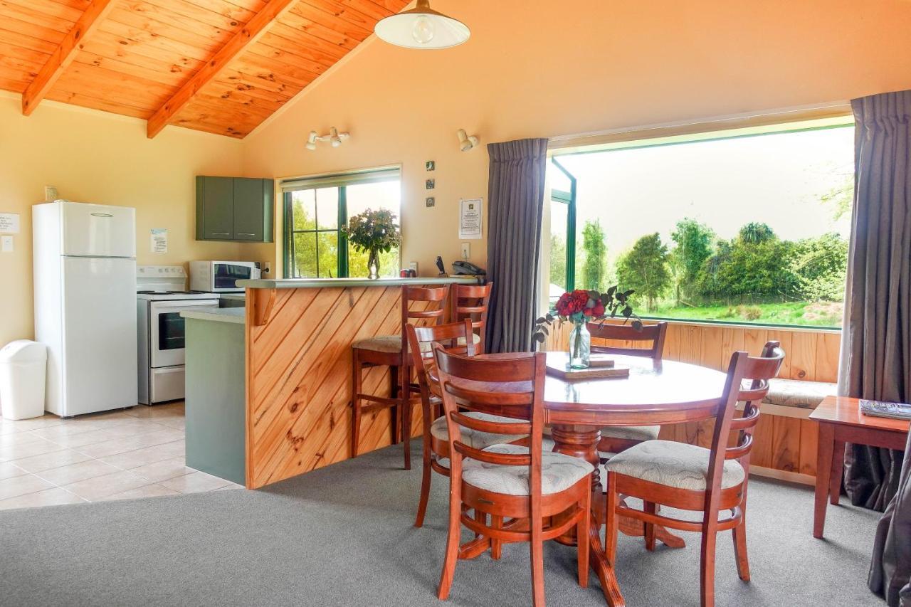 Kiwi Park Motels Мерчисон Экстерьер фото