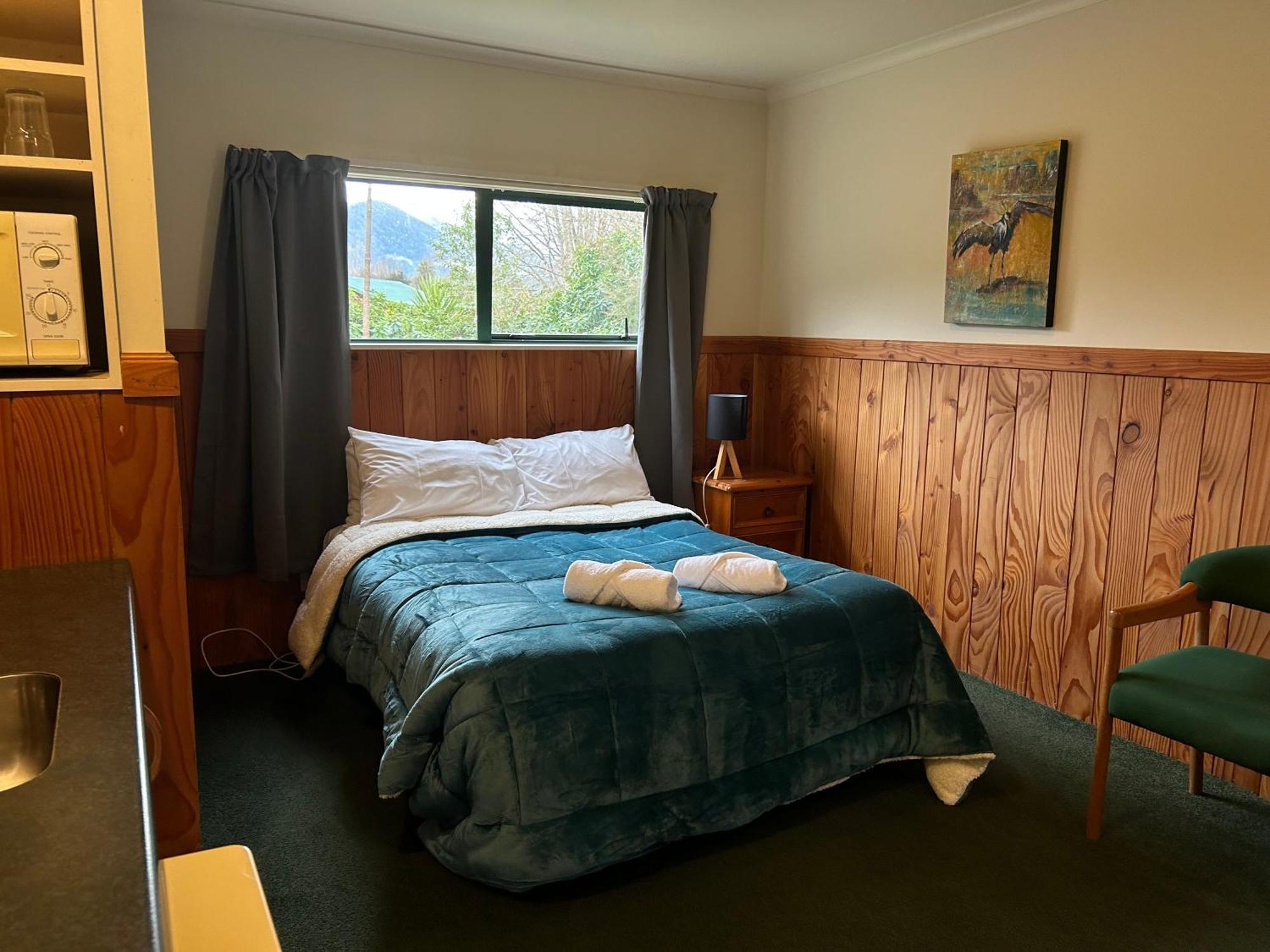 Kiwi Park Motels Мерчисон Экстерьер фото