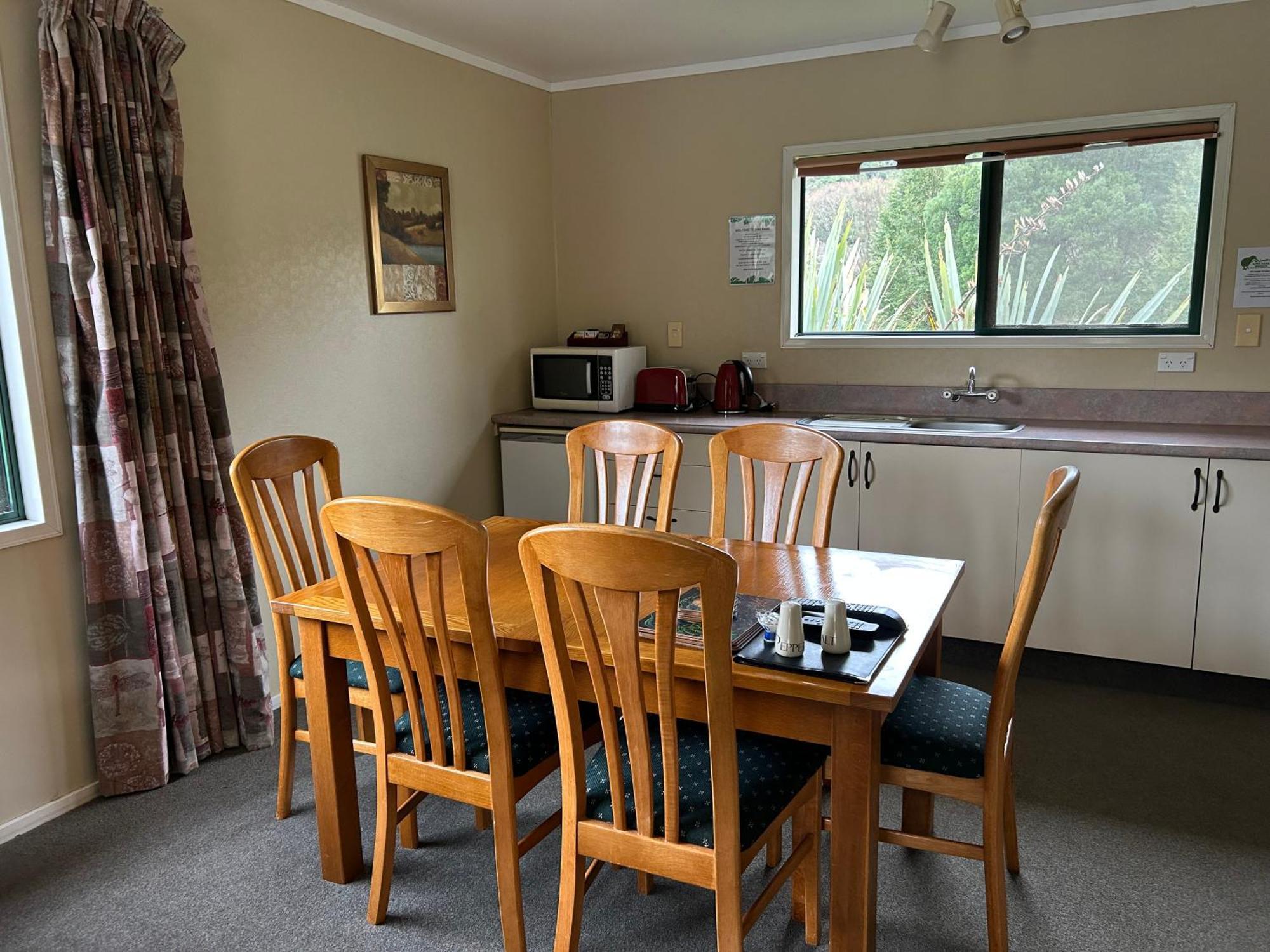 Kiwi Park Motels Мерчисон Экстерьер фото