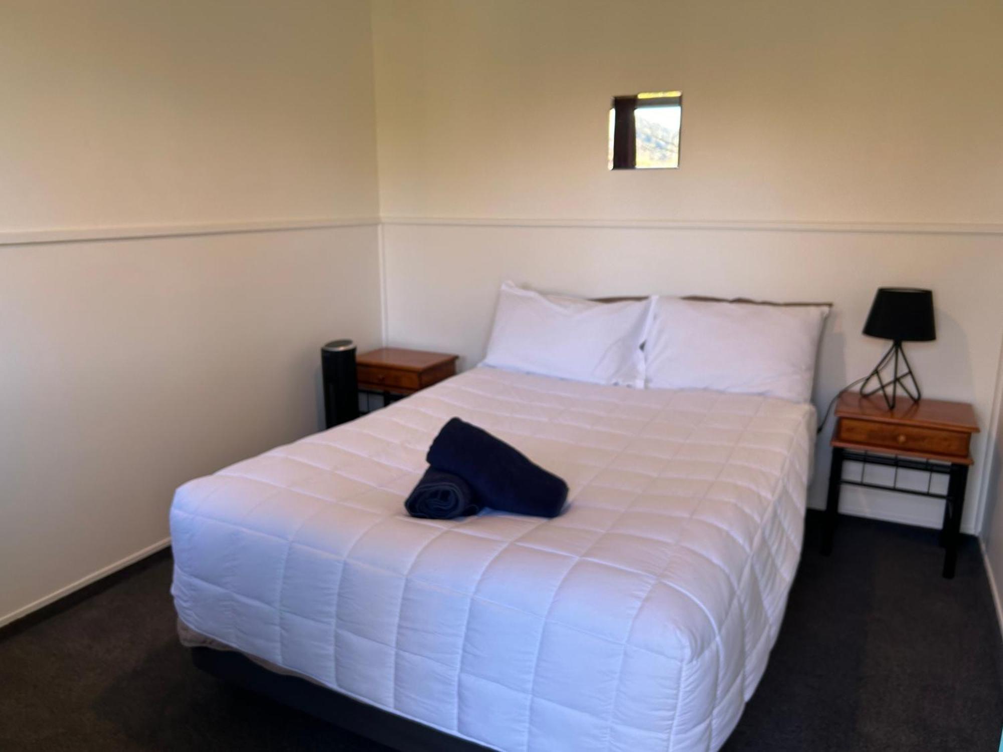 Kiwi Park Motels Мерчисон Экстерьер фото