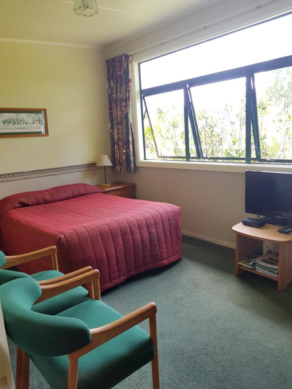 Kiwi Park Motels Мерчисон Экстерьер фото