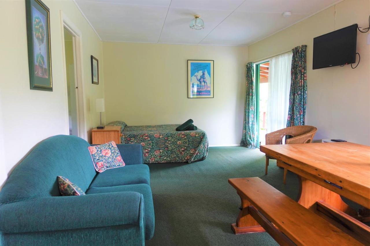 Kiwi Park Motels Мерчисон Экстерьер фото